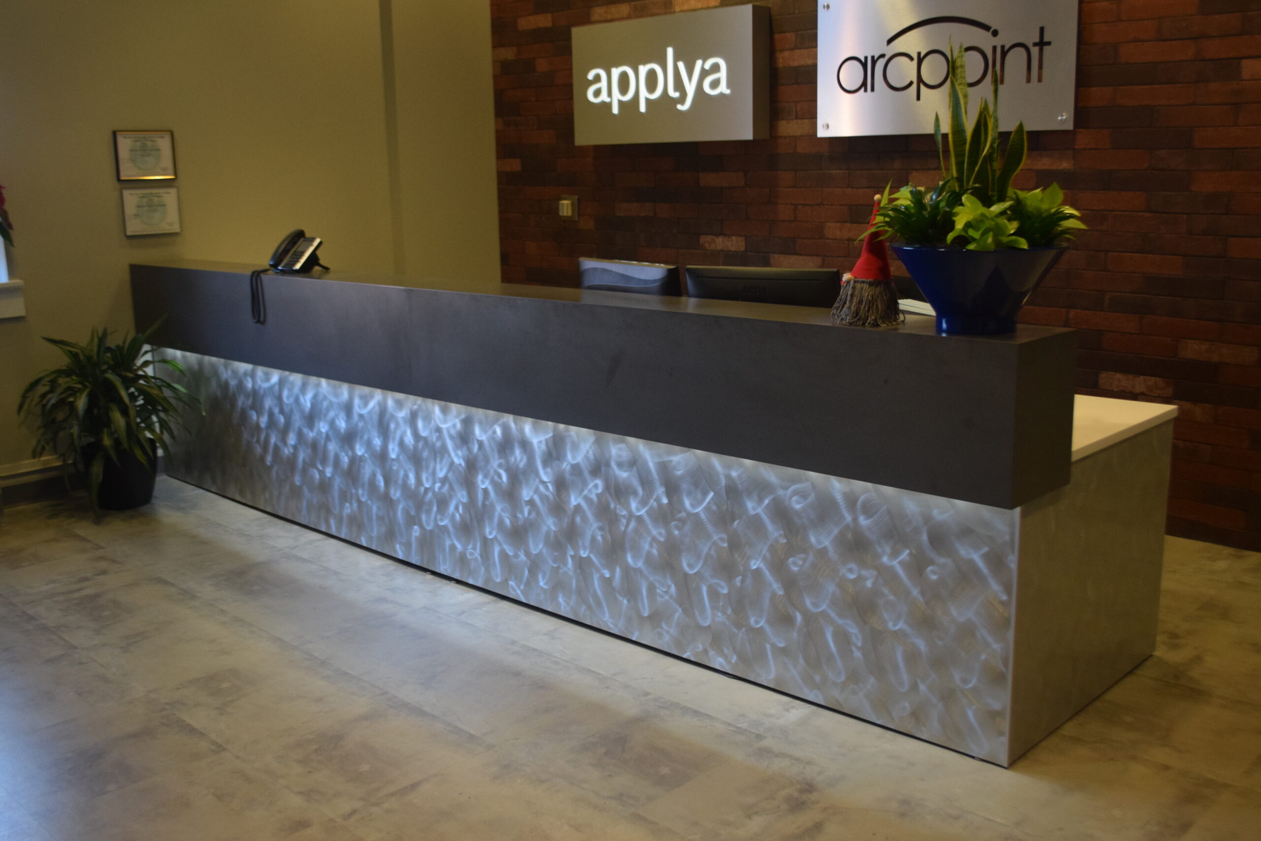 services reception desk